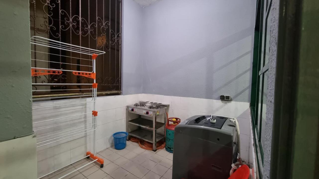 Kenyalang Emerald Riverine Homestay Kuching Luaran gambar