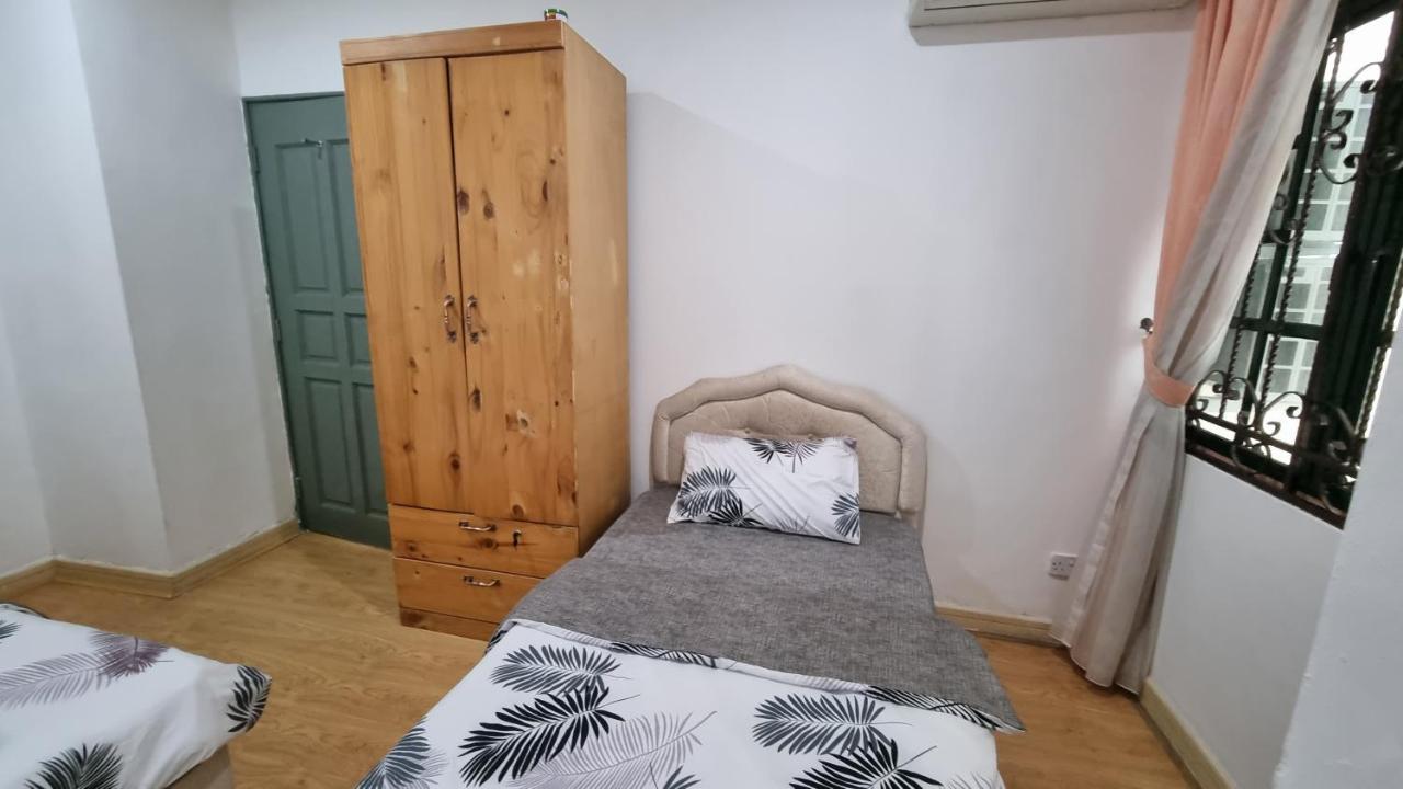 Kenyalang Emerald Riverine Homestay Kuching Luaran gambar