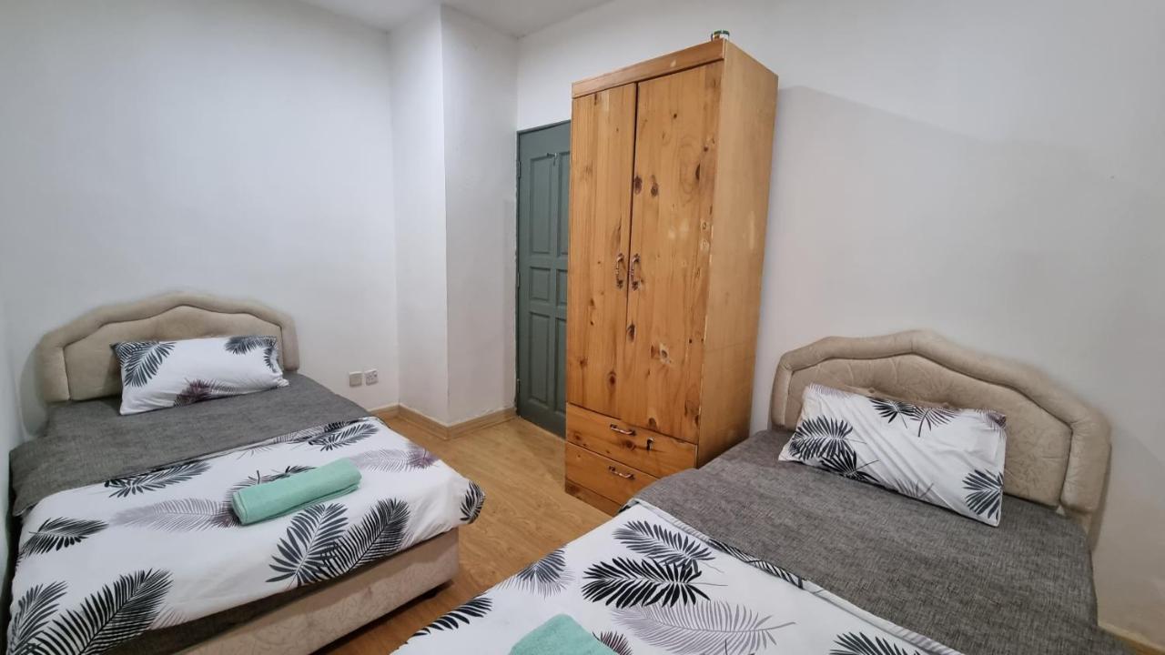 Kenyalang Emerald Riverine Homestay Kuching Luaran gambar